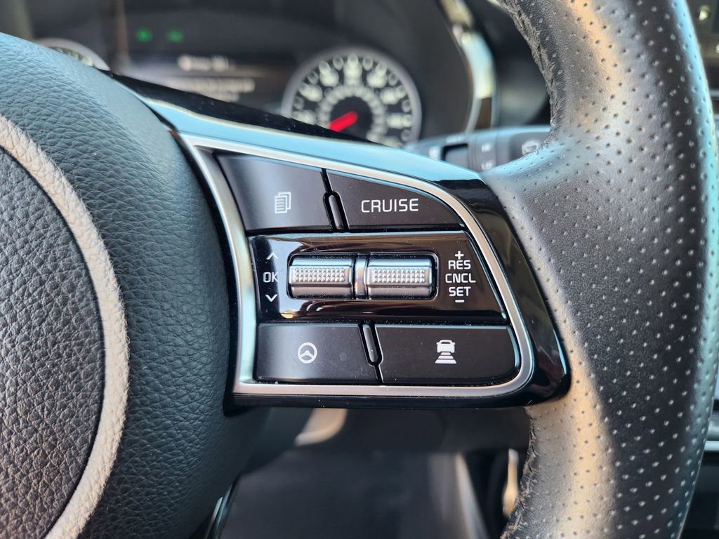 Certified 2022 Kia Seltos SX w/ Sunroof Package AWD/4WD image 22