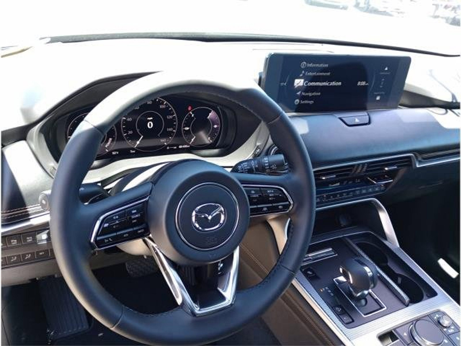 New 2025 MAZDA CX-70 Plug-In Hybrid w/ Premium Plus image 9
