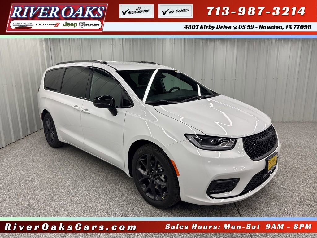 New 2026 Chrysler Pacifica Select w/ S Appearance Package