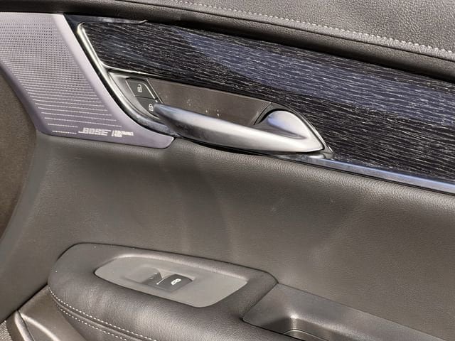 New 2025 Cadillac XT5 Premium Luxury FWD image 25