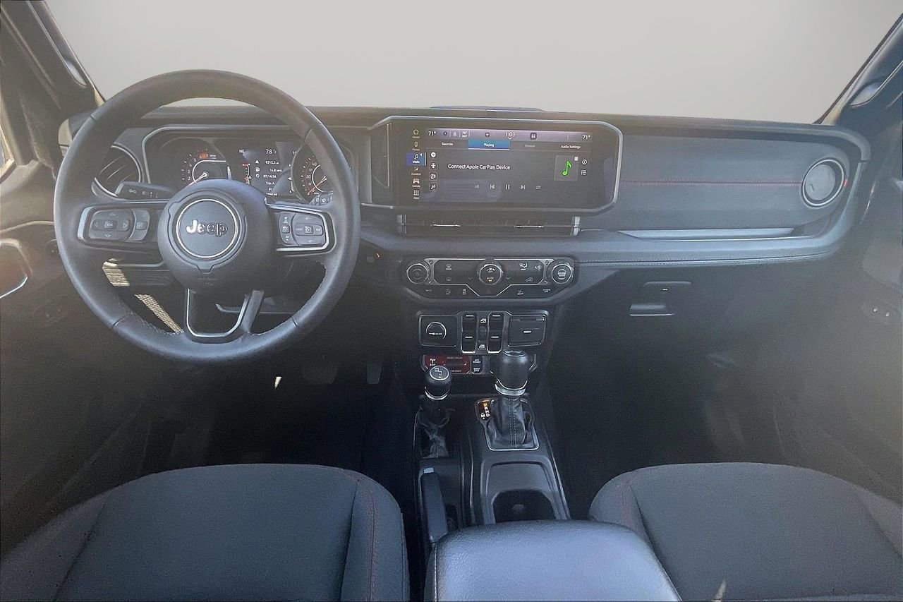 Certified 2025 Jeep Wrangler Unlimited Rubicon image 15