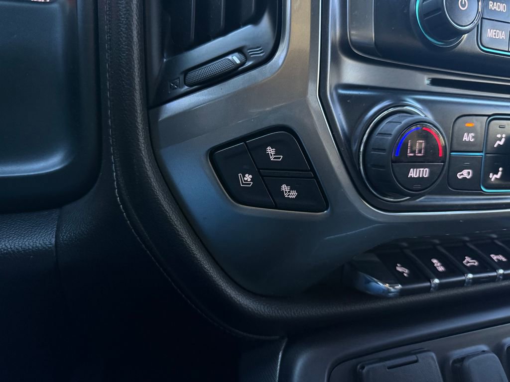 Used 2019 Chevrolet Silverado 2500 LTZ w/ Duramax Plus Package AWD/4WD image 40