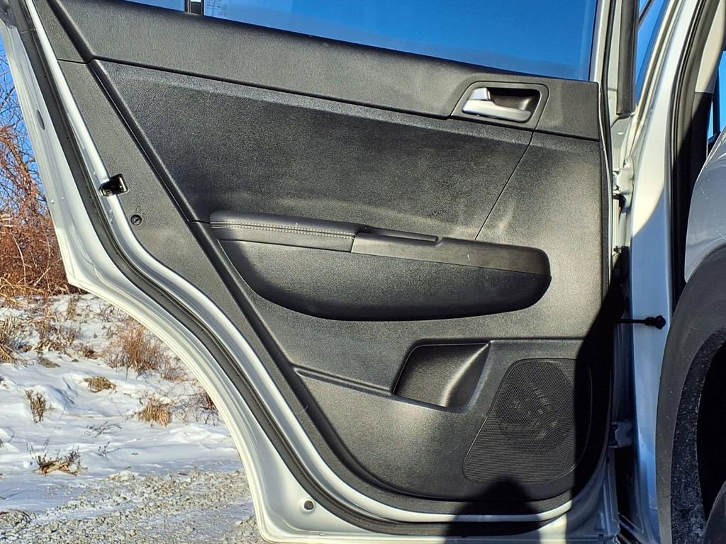 Used 2021 Kia Sportage LX AWD/4WD image 23