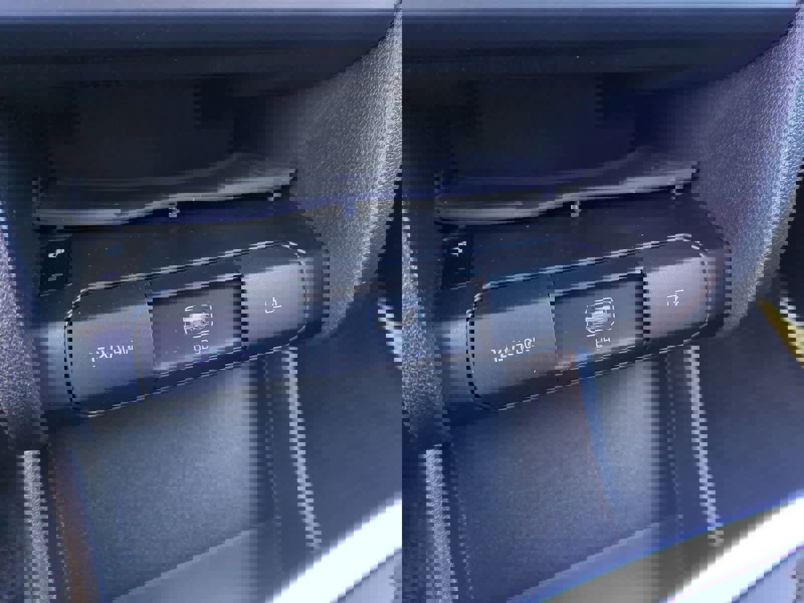 Certified 2022 Kia Niro EX image 31