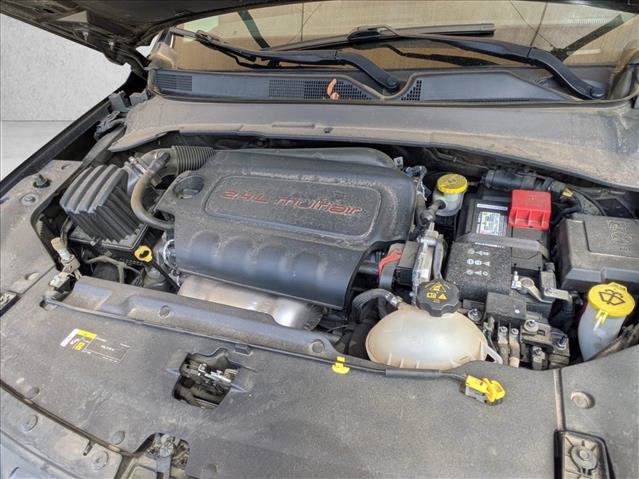 Used 2022 Jeep Compass Trailhawk w/ Trailhawk Convenience Group AWD/4WD image 22