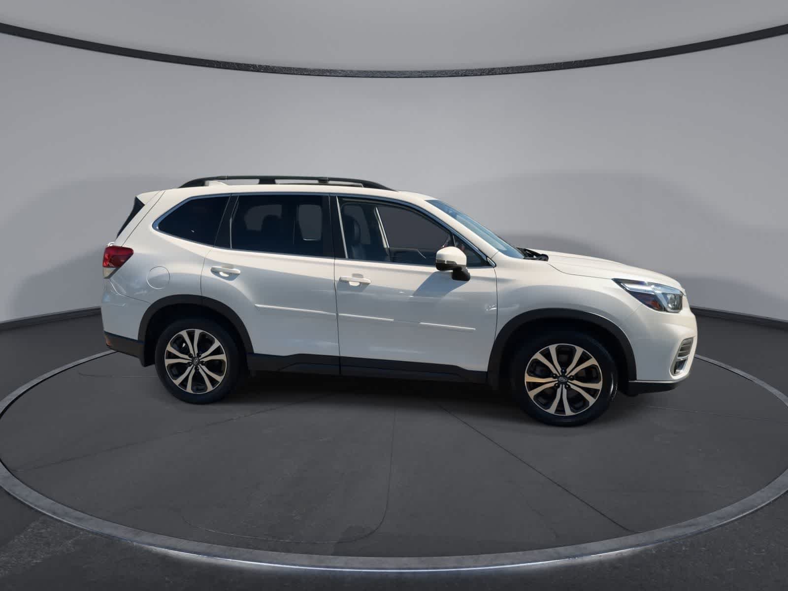 Used 2020 Subaru Forester Limited AWD/4WD image 9