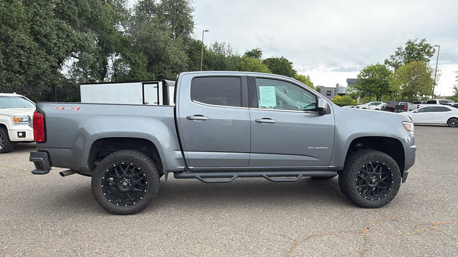 Used 2020 Chevrolet Colorado LT w/ LT Convenience Package image 4