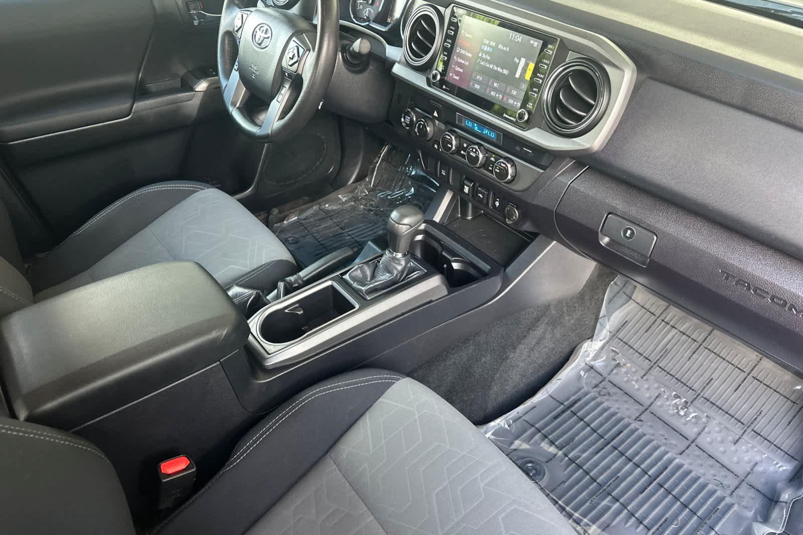 Used 2021 Toyota Tacoma TRD Off-Road AWD/4WD image 15