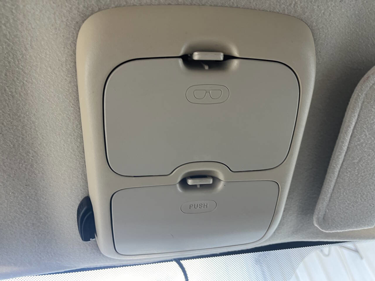 Used 2004 MAZDA Tribute ES w/ Tow Pkg image 27