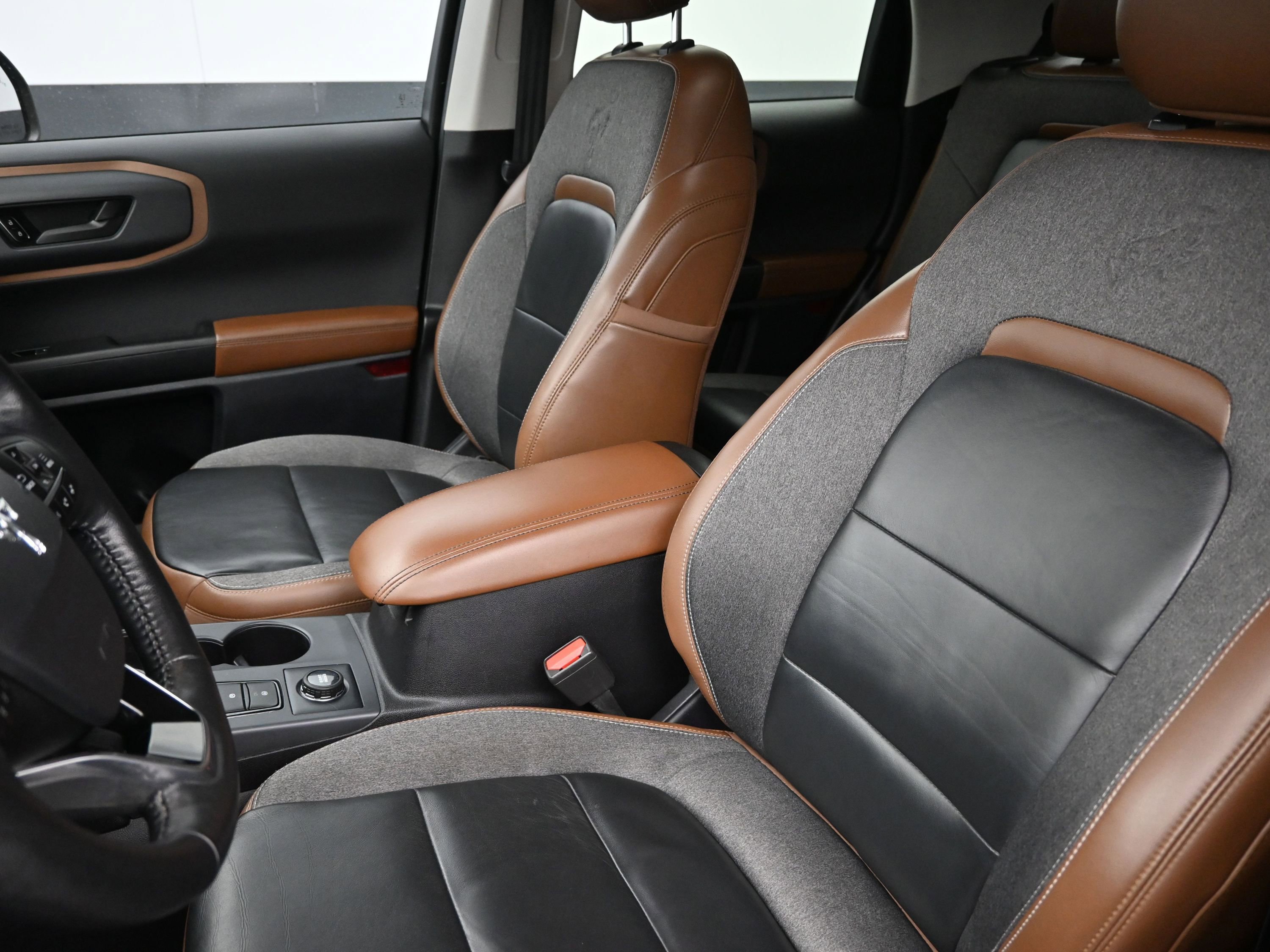 Used 2023 Ford Bronco Sport Outer Banks AWD/4WD image 11