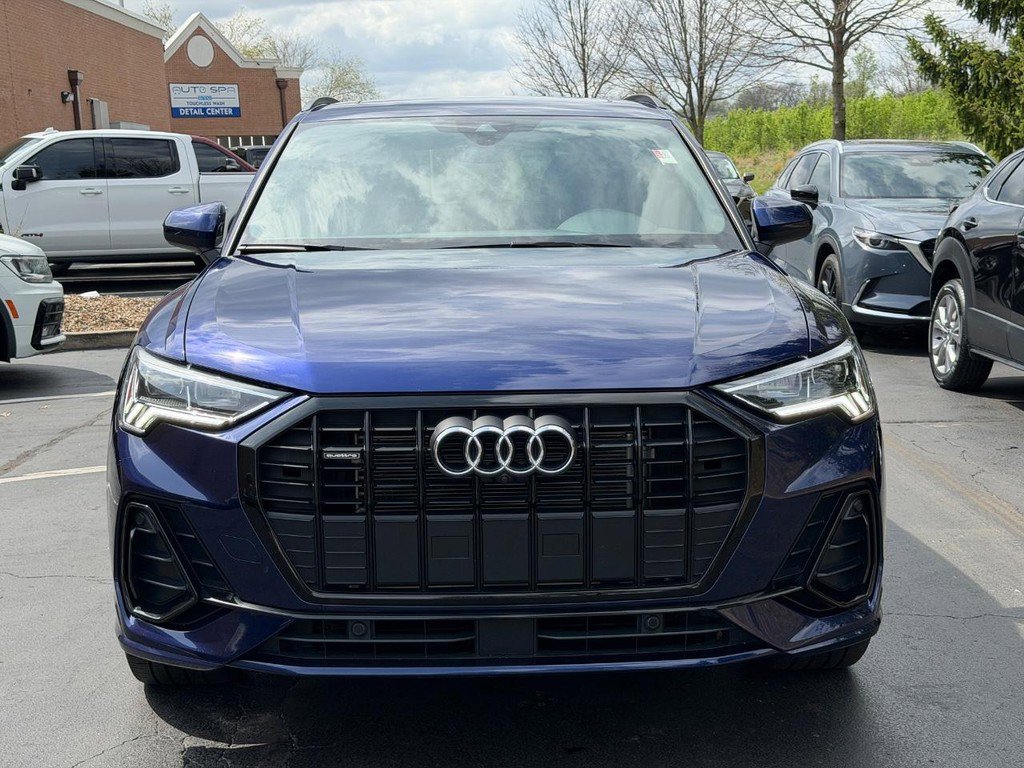Used 2023 Audi Q3 2.0T Premium Plus w/ Premium Plus Package image 9