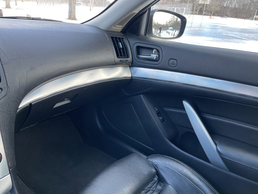 Used 2010 INFINITI G37 Sport image 37