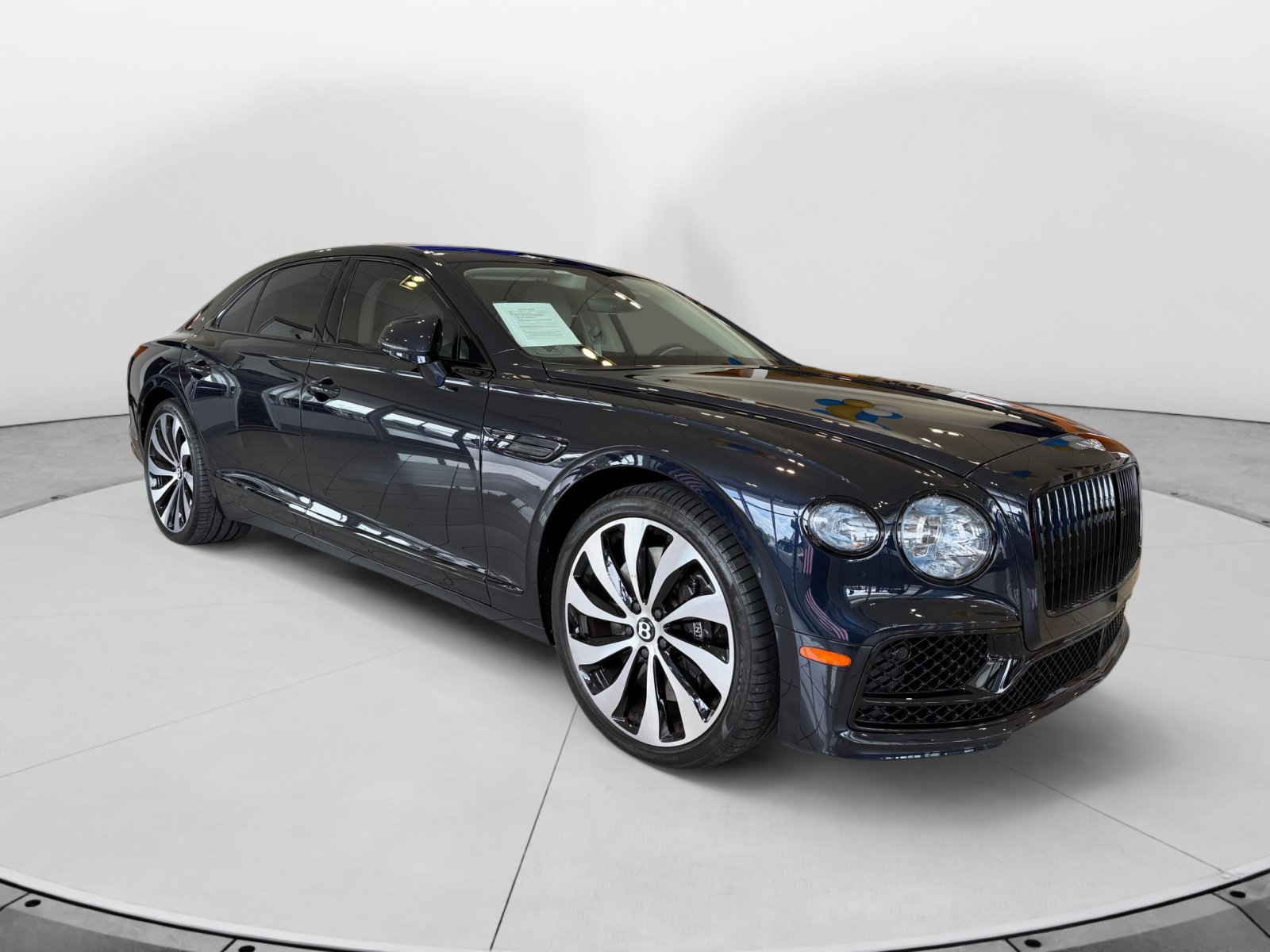 Used 2024 Bentley Flying Spur V8 AWD/4WD image 7