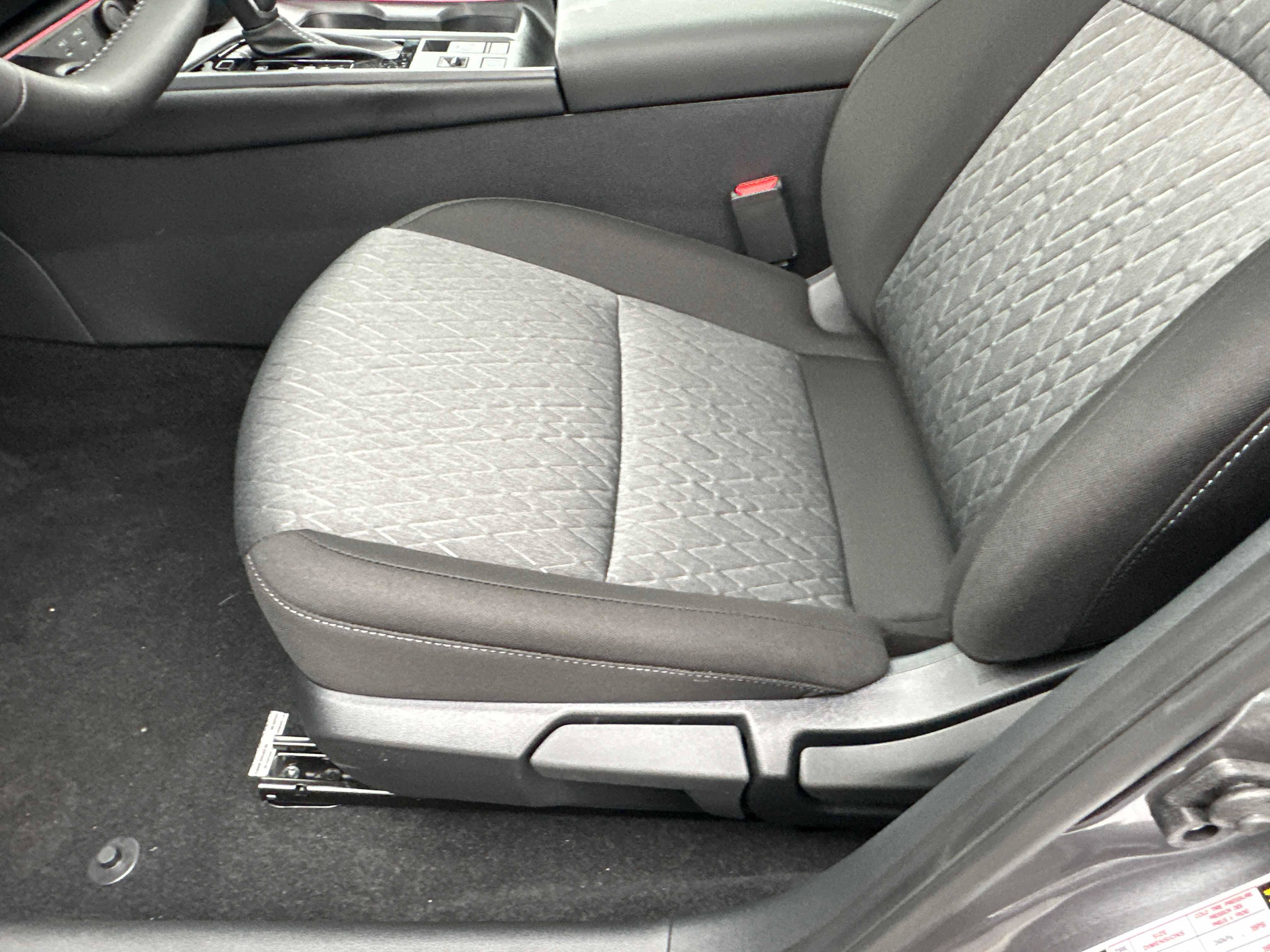 New 2026 Nissan Sentra SV w/ SV Convenience Package FWD image 20
