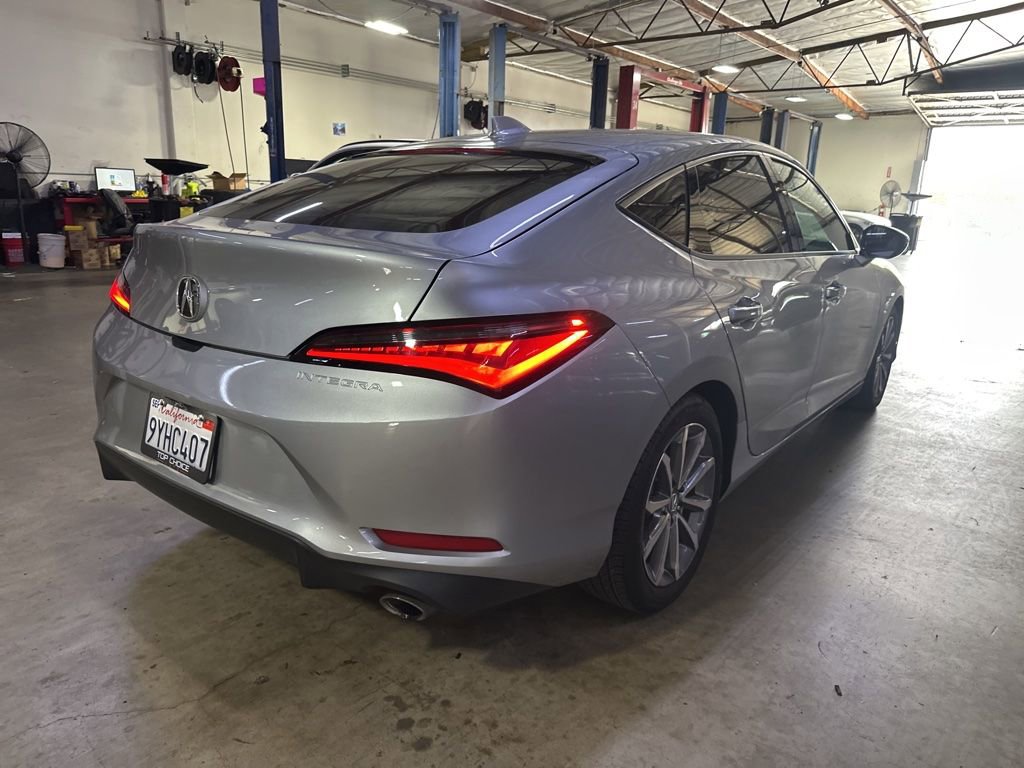 Used 2025 Acura Integra FWD image 5