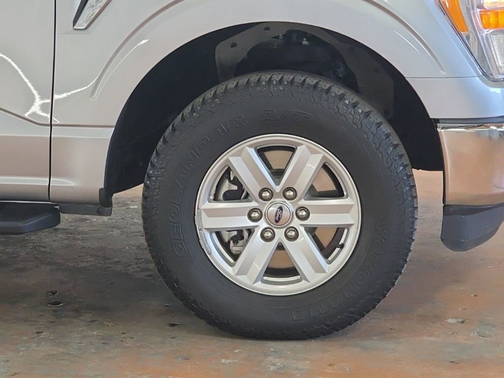 Used 2022 Ford F150 XLT w/ Trailer Tow Package image 24