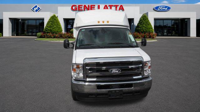 New 2026 Ford E-350 and Econoline 350 Super Duty w/ Power Equipment Group RWD image 10