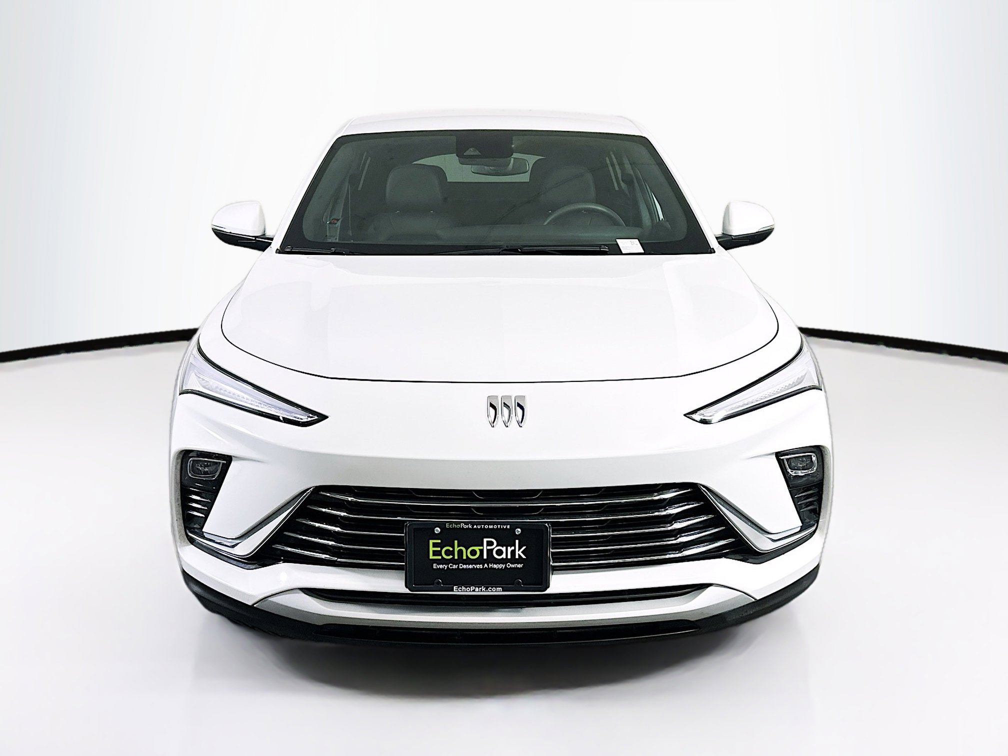 Used 2025 Buick Envista Preferred FWD image 2