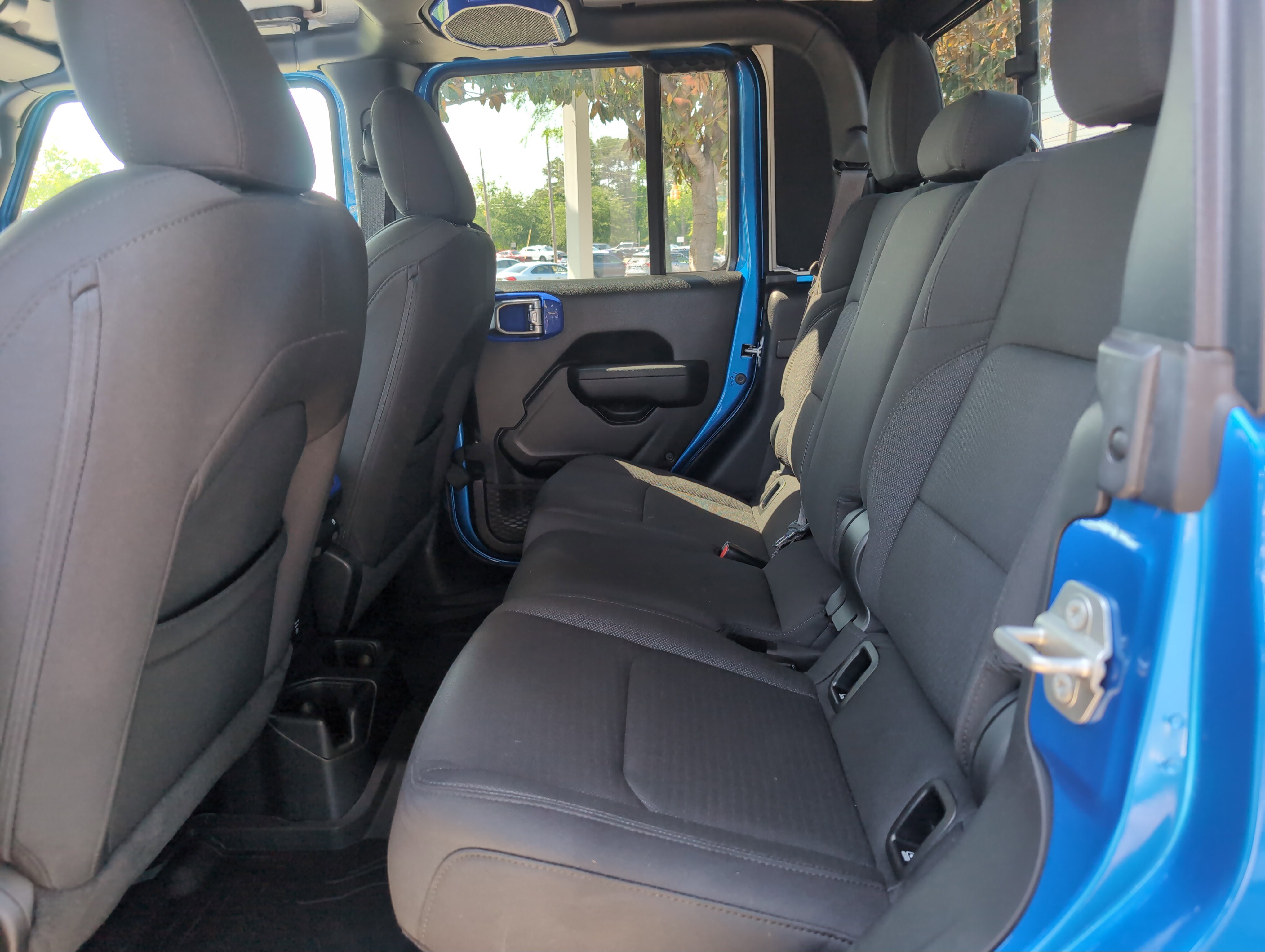 Used 2023 Jeep Gladiator Willys image 30