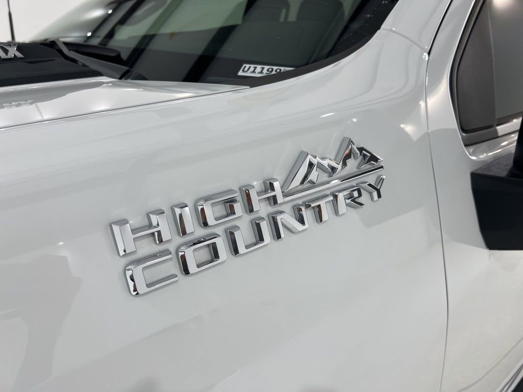Used 2024 Chevrolet Silverado 3500 High Country AWD/4WD image 27