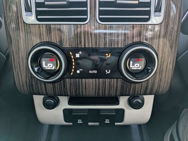 Used 2019 Land Rover Range Rover HSE AWD/4WD image 16
