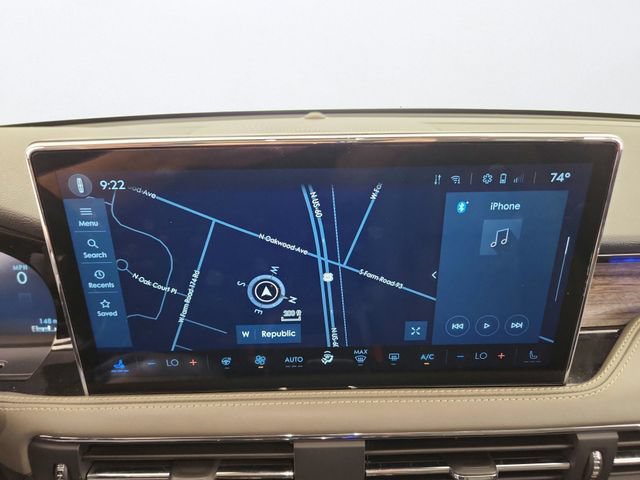 Used 2023 Lincoln Corsair Reserve w/ Equipment Group 201A AWD/4WD image 18