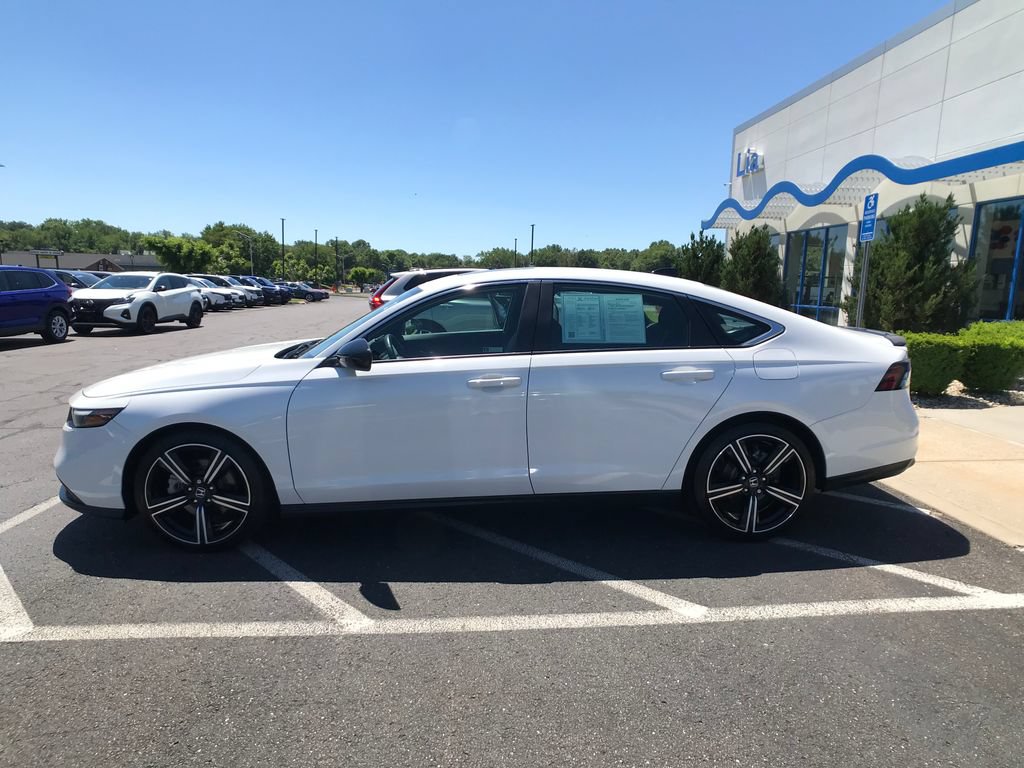 Certified 2023 Honda Accord Sport image 7