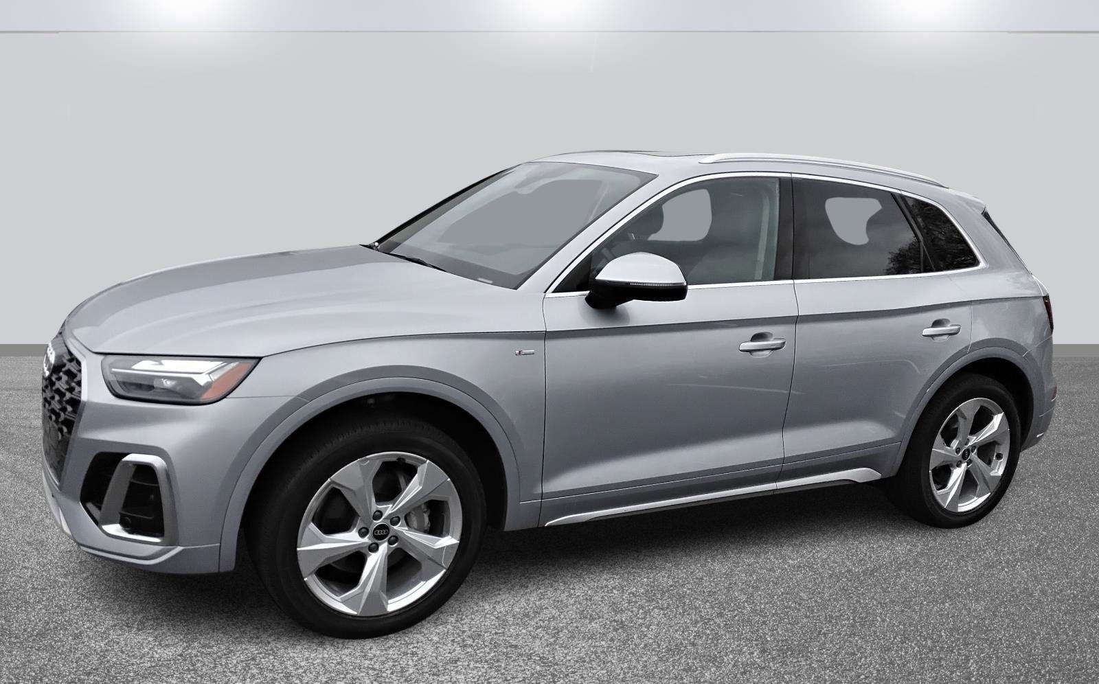 Used 2023 Audi Q5 2.0T Premium Plus w/ Premium Plus Package image 3