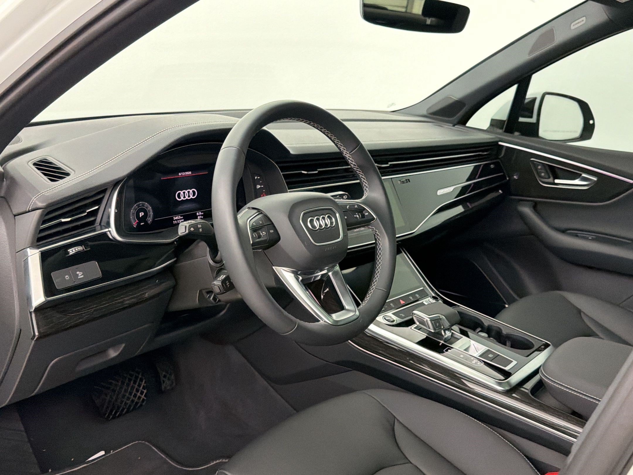 Certified 2026 Audi Q7 3.0T Premium w/ Convenience Plus Package AWD/4WD image 4