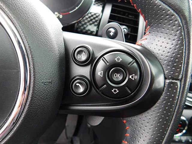 Used 2021 MINI Cooper S w/ 6.5" Touchscreen Package FWD image 19
