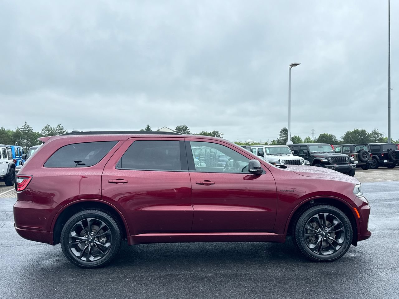 Used 2024 Dodge Durango R/T AWD/4WD image 2