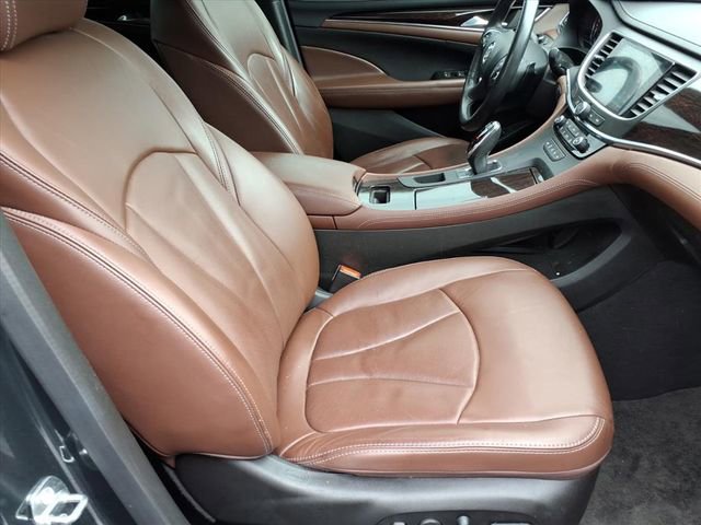 Used 2018 Buick LaCrosse Avenir w/ Driver Confidence Package #2 image 8