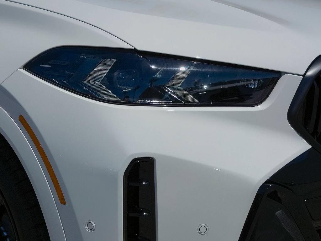 New 2027 BMW X6 M60i AWD/4WD image 6