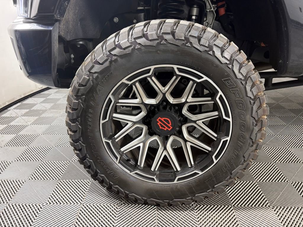 Used 2026 Ford F250 Lariat w/ Black Appearance Package image 11