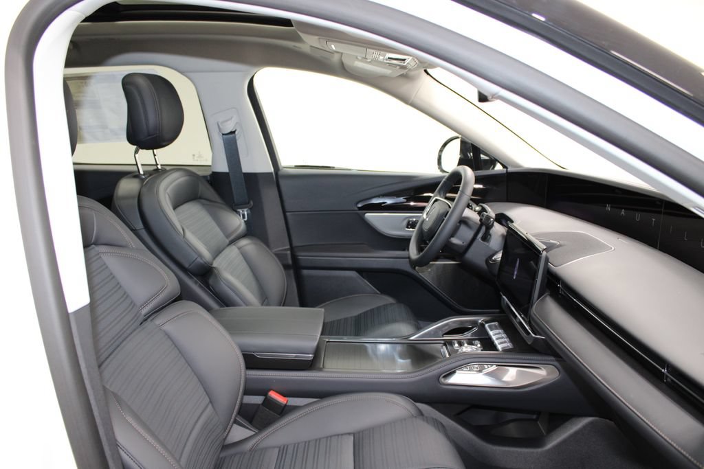 New 2026 Lincoln Nautilus Reserve AWD/4WD image 27