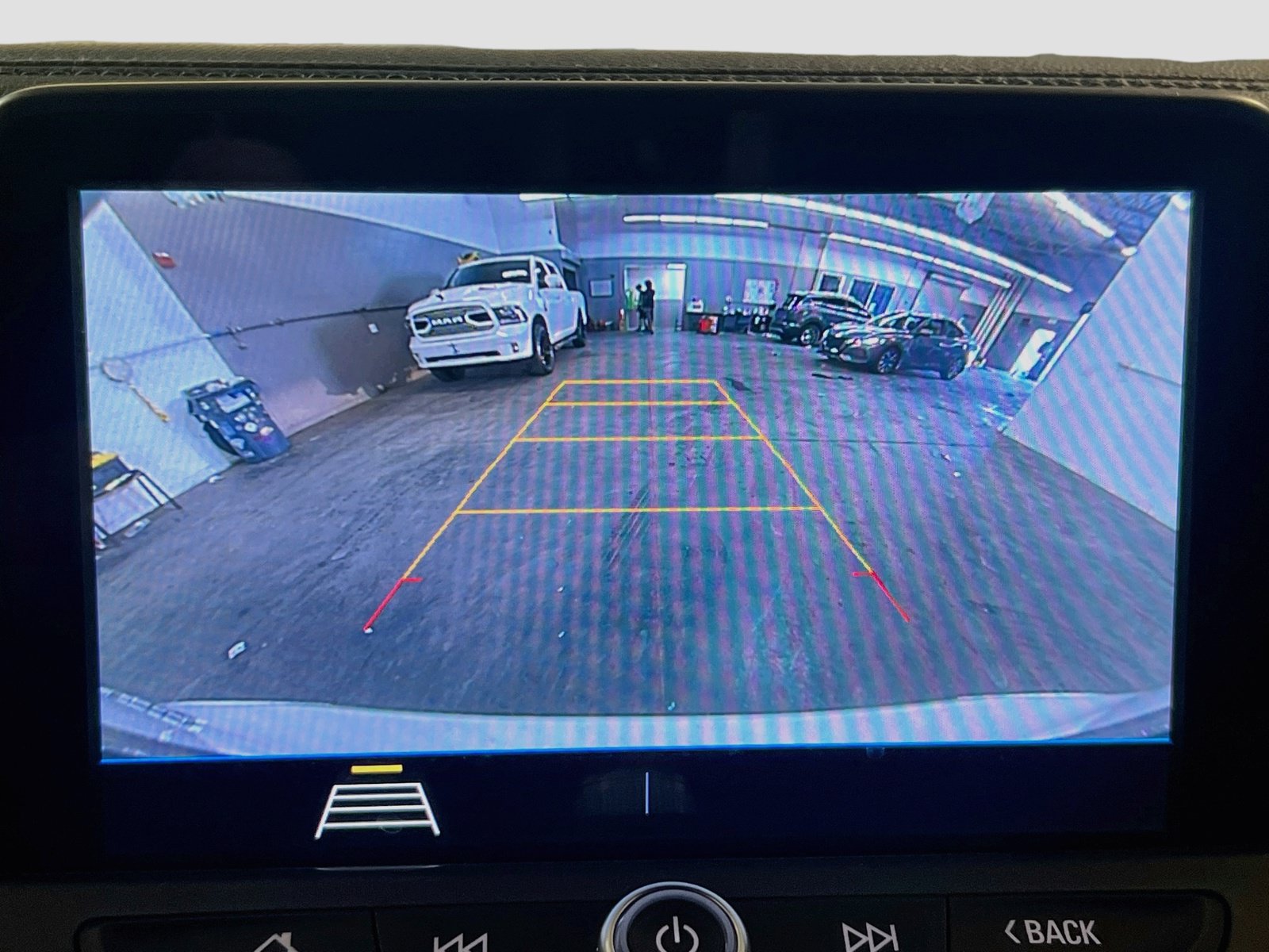 Used 2019 Chevrolet Blazer LT FWD image 9