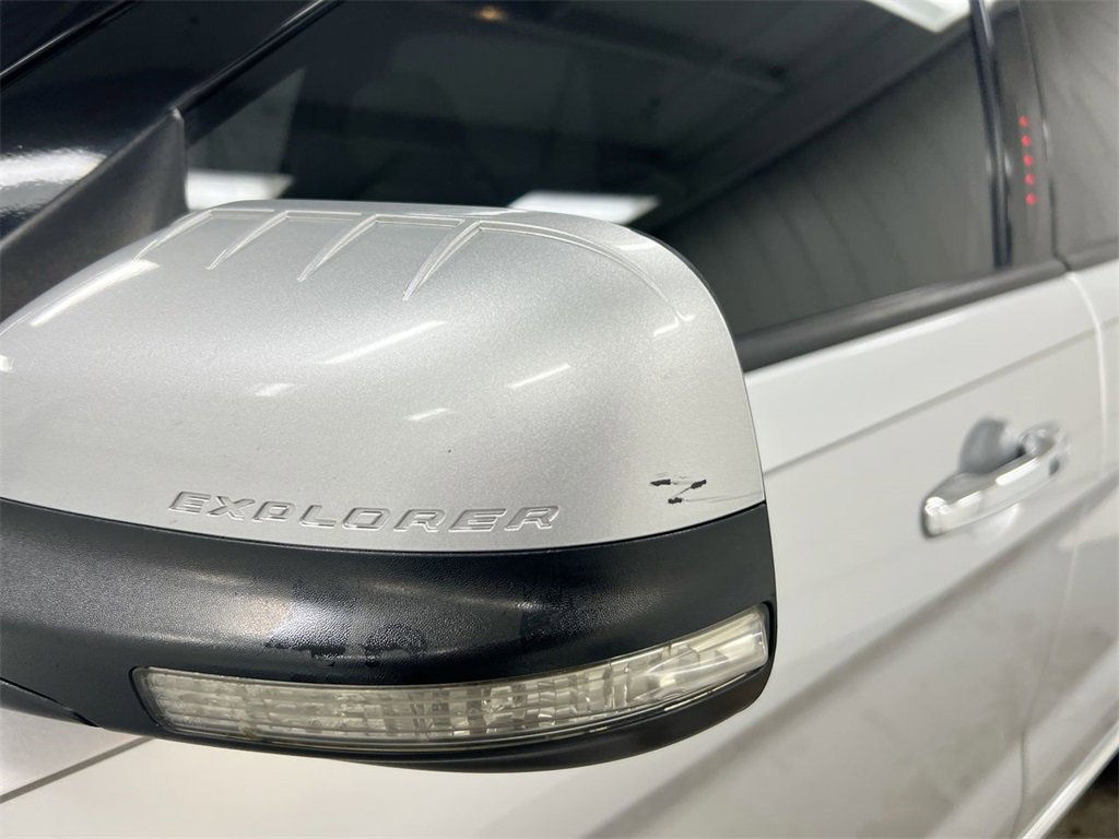 Used 2013 Ford Explorer Limited image 30