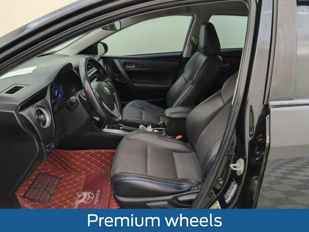 Used 2019 Toyota Corolla SE FWD image 4