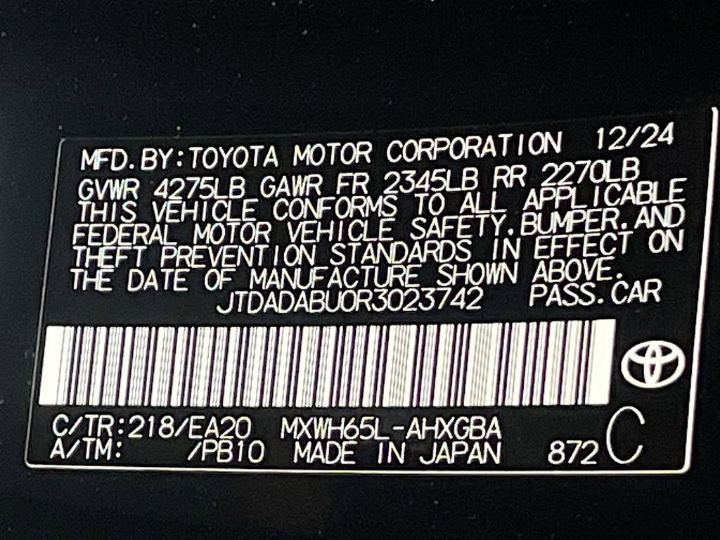 Used 2024 Toyota Prius XLE AWD/4WD image 31