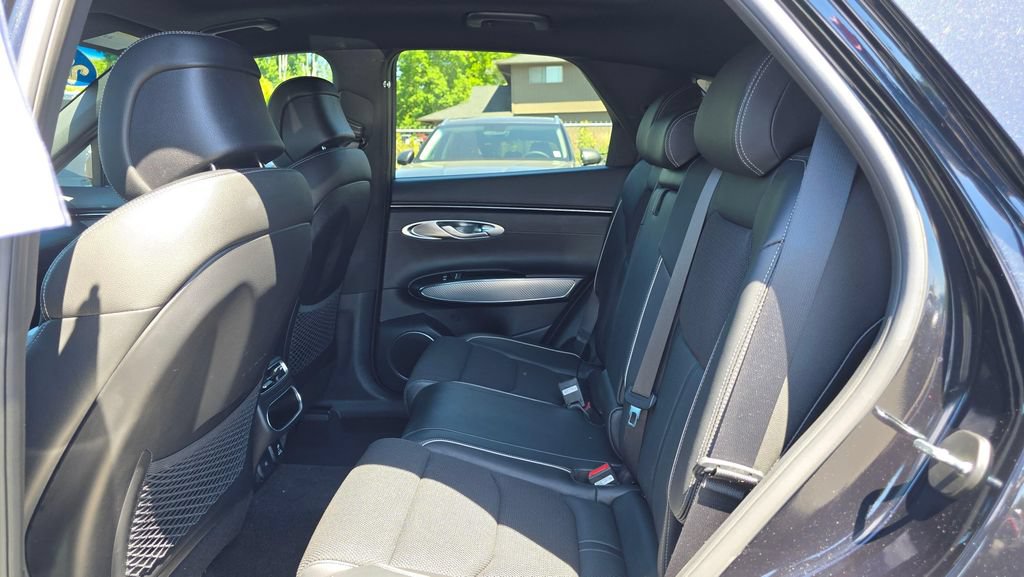 Used 2022 Genesis GV70 3.5T Sport AWD/4WD image 16
