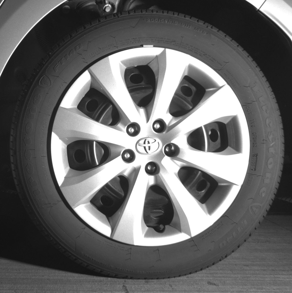 Used 2025 Toyota Corolla LE FWD image 14
