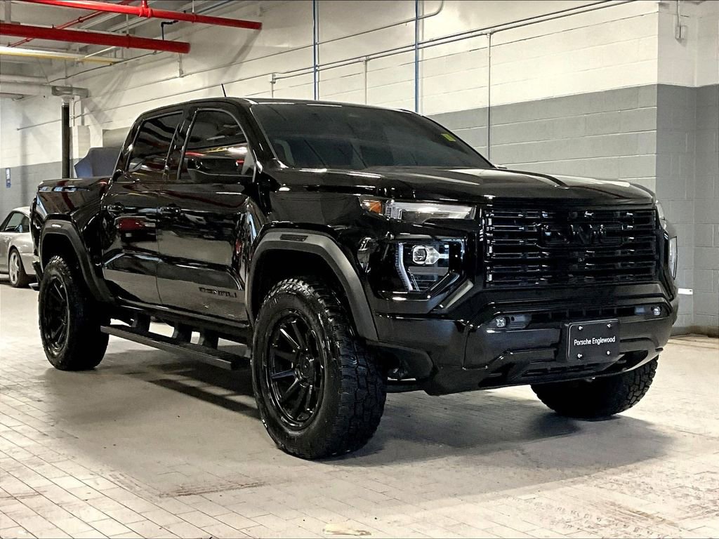 Used 2025 GMC Canyon Denali w/ LPO, Denali Black Edition image 7