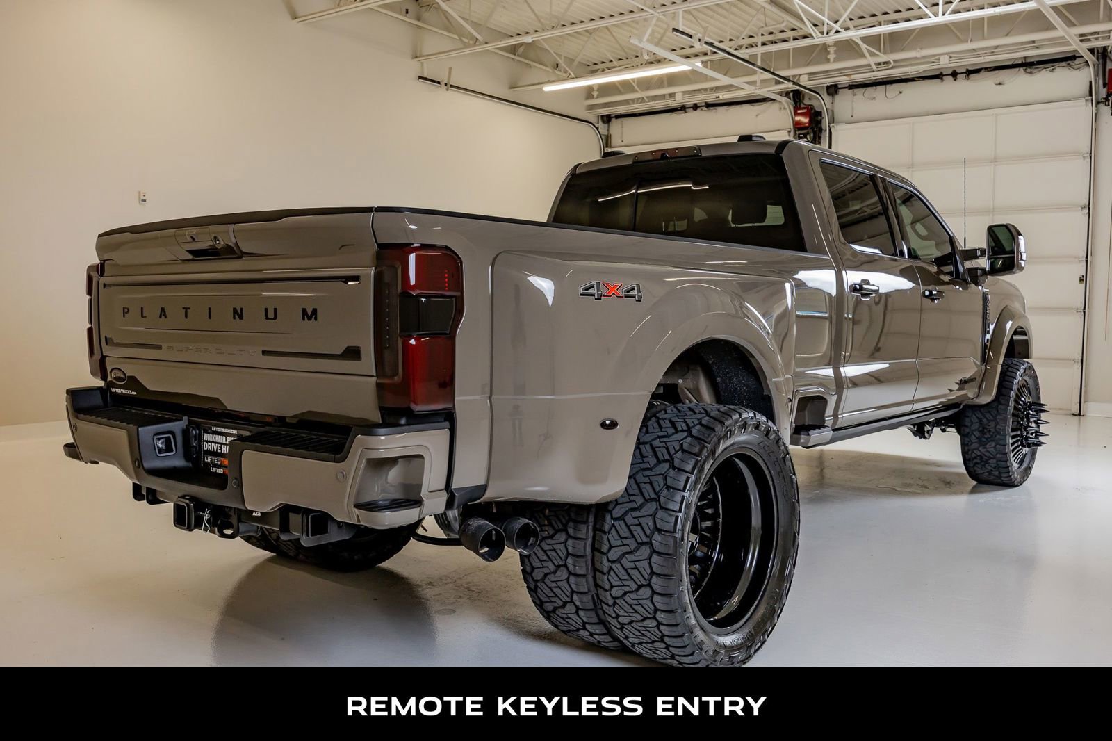 Used 2026 Ford F450 Platinum AWD/4WD image 10