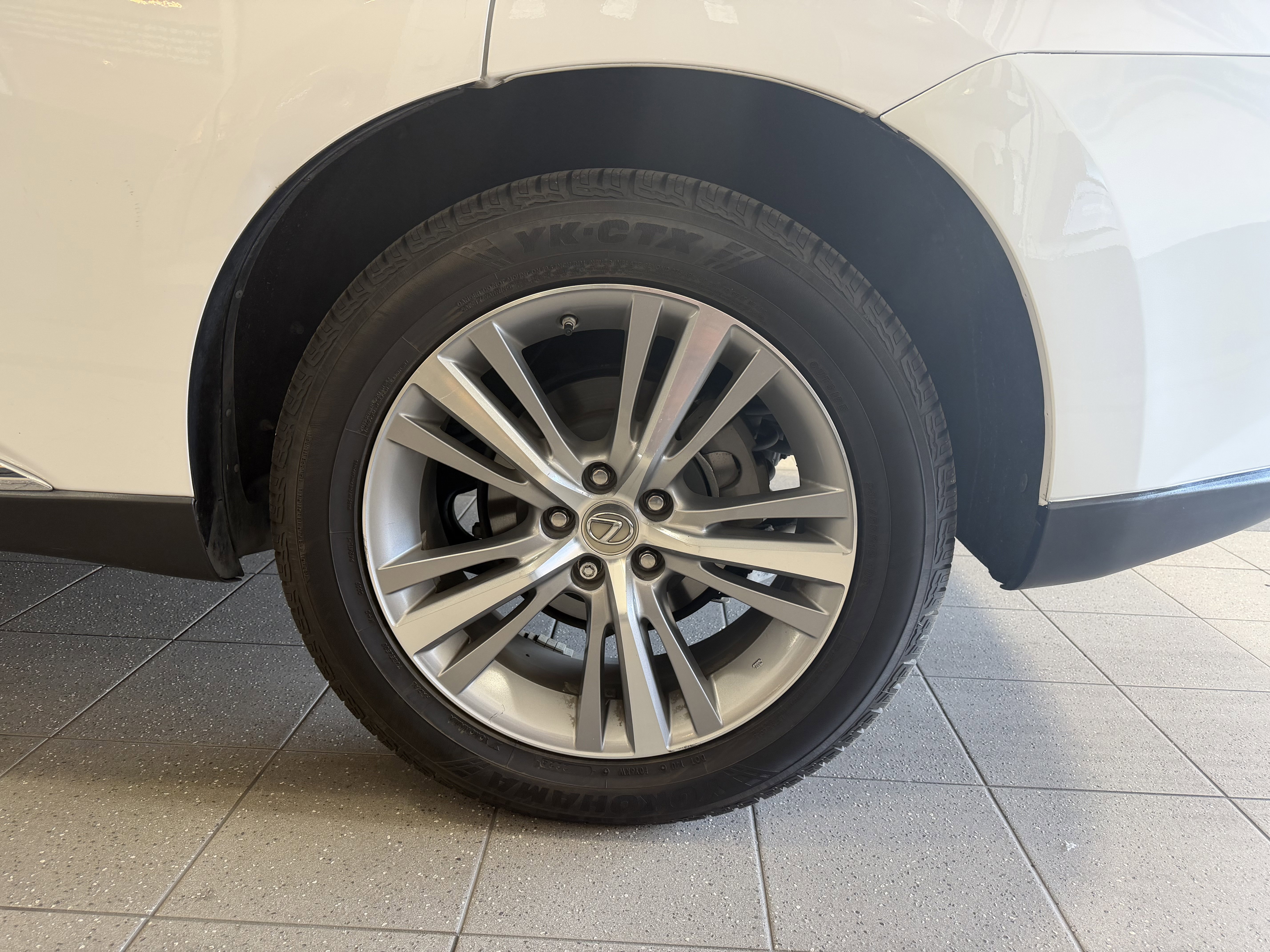 Used 2015 Lexus RX 450h FWD image 7