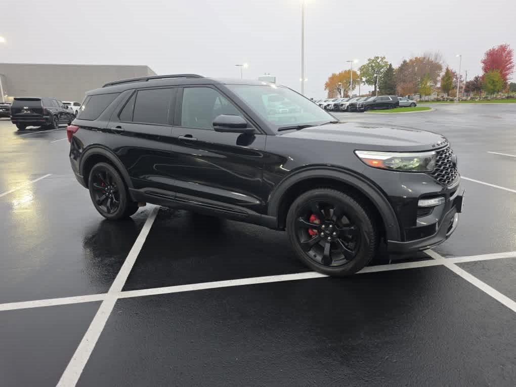 Used 2020 Ford Explorer ST w/ ST Street Pack AWD/4WD image 2