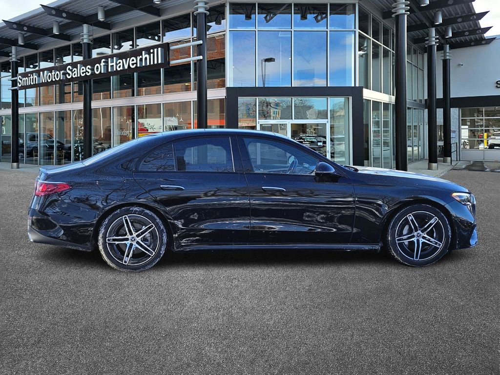 Used 2025 Mercedes-Benz E 350 4MATIC Sedan image 6