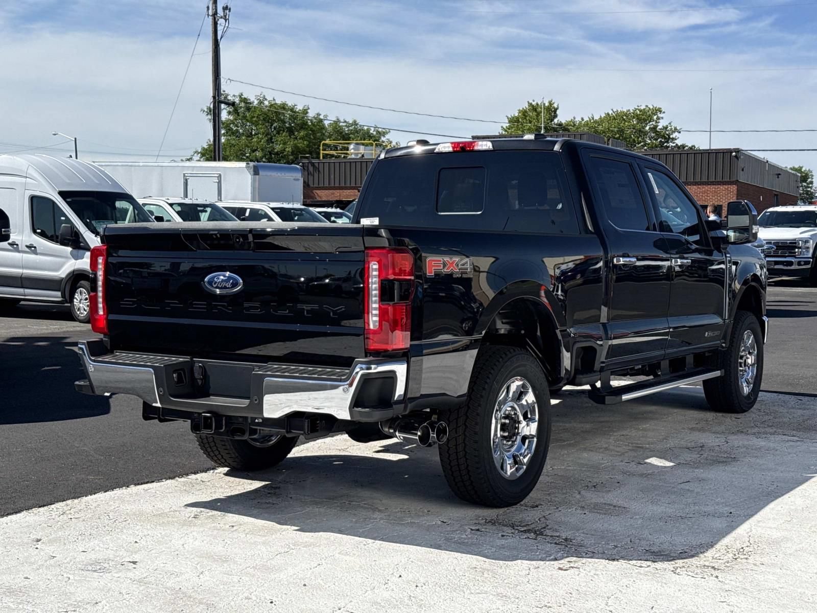 New 2026 Ford F250 Lariat w/ Chrome Package AWD/4WD image 3