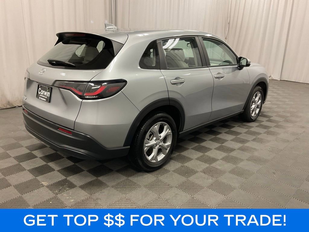 Used 2024 Honda HR-V LX image 3