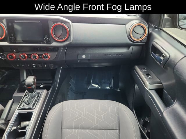 Used 2018 Toyota Tacoma TRD Sport w/ Technology Package AWD/4WD image 25