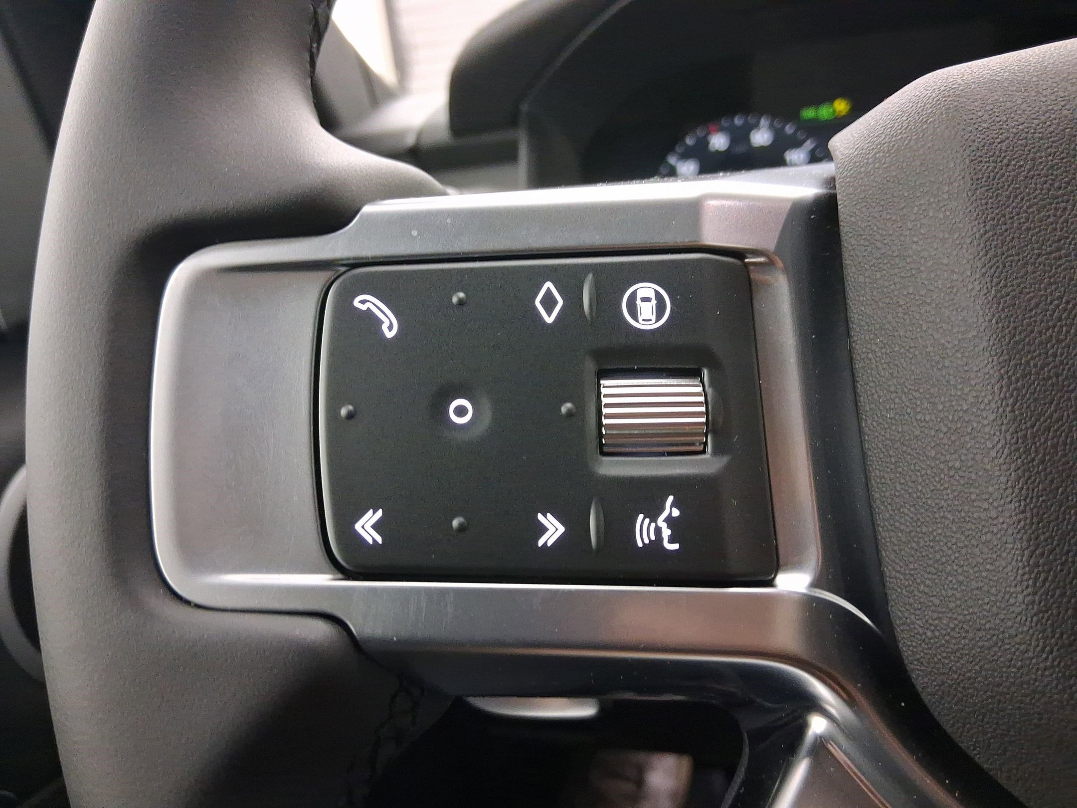 New 2026 Land Rover Discovery Limited Edition image 14